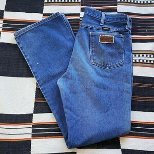 Vintage 60’s Wrangler Men’s Slim Fit Denim Jeans. Size 33/33. Great Condition!